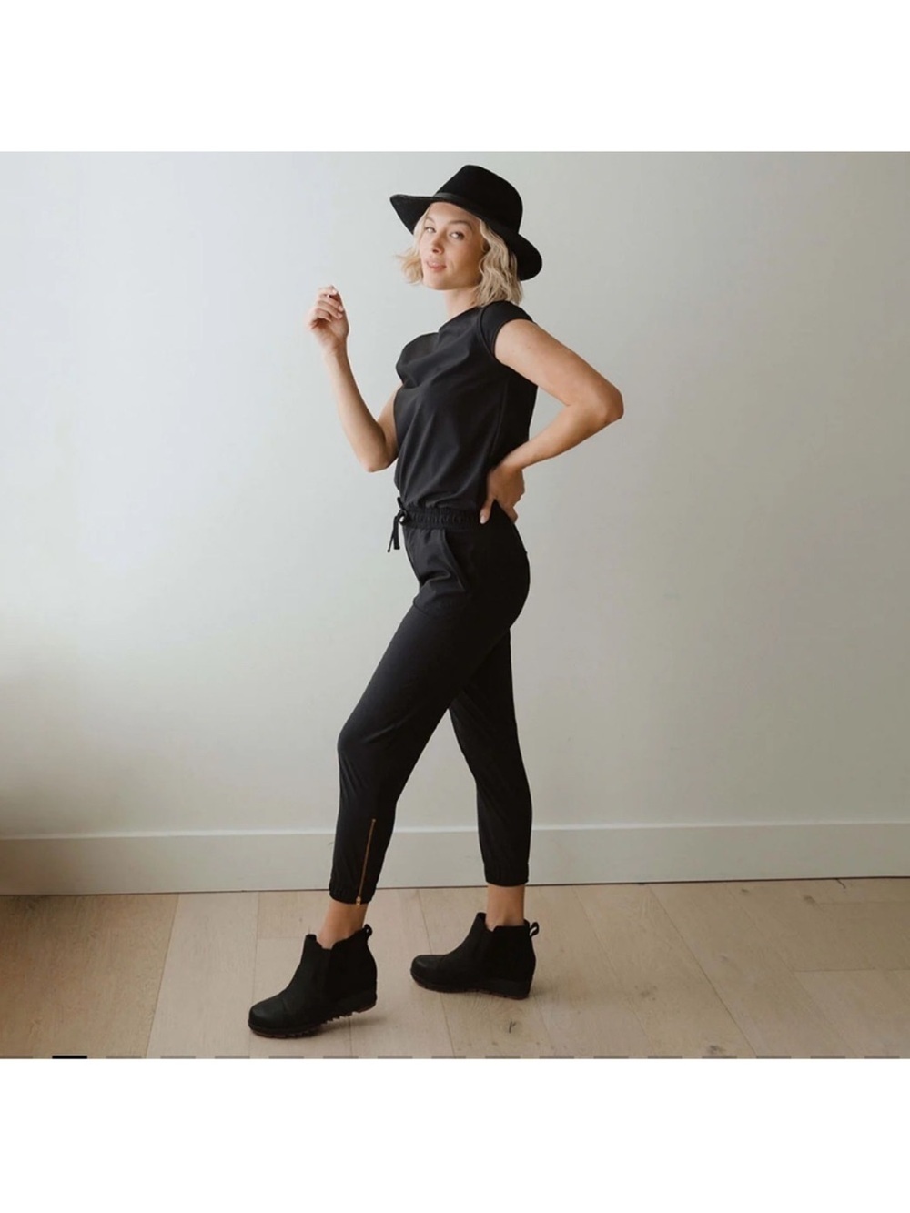 Albion Black Jumpsuit - Size Medium Petite